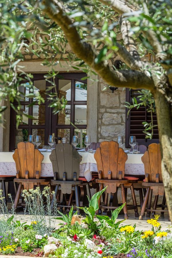 Bed & Breakfast Daniela Veleniki Exterior photo